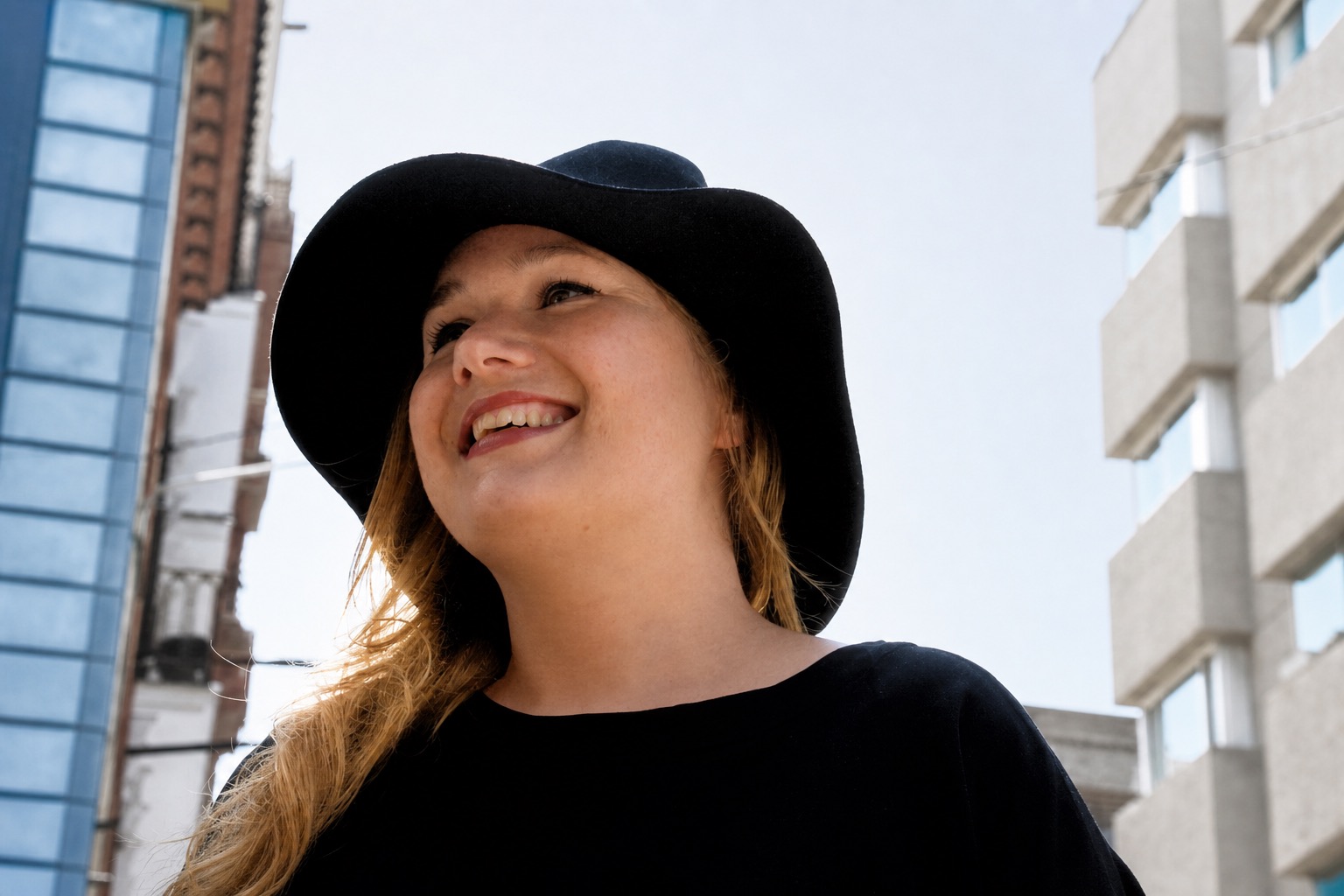 Sinead Savage — vocalist portrait